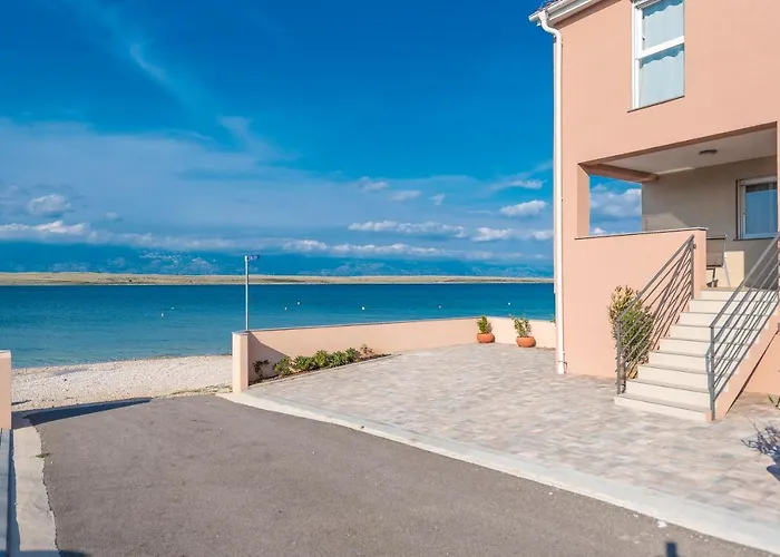 Luxury Apartments - La Vir 5& 6