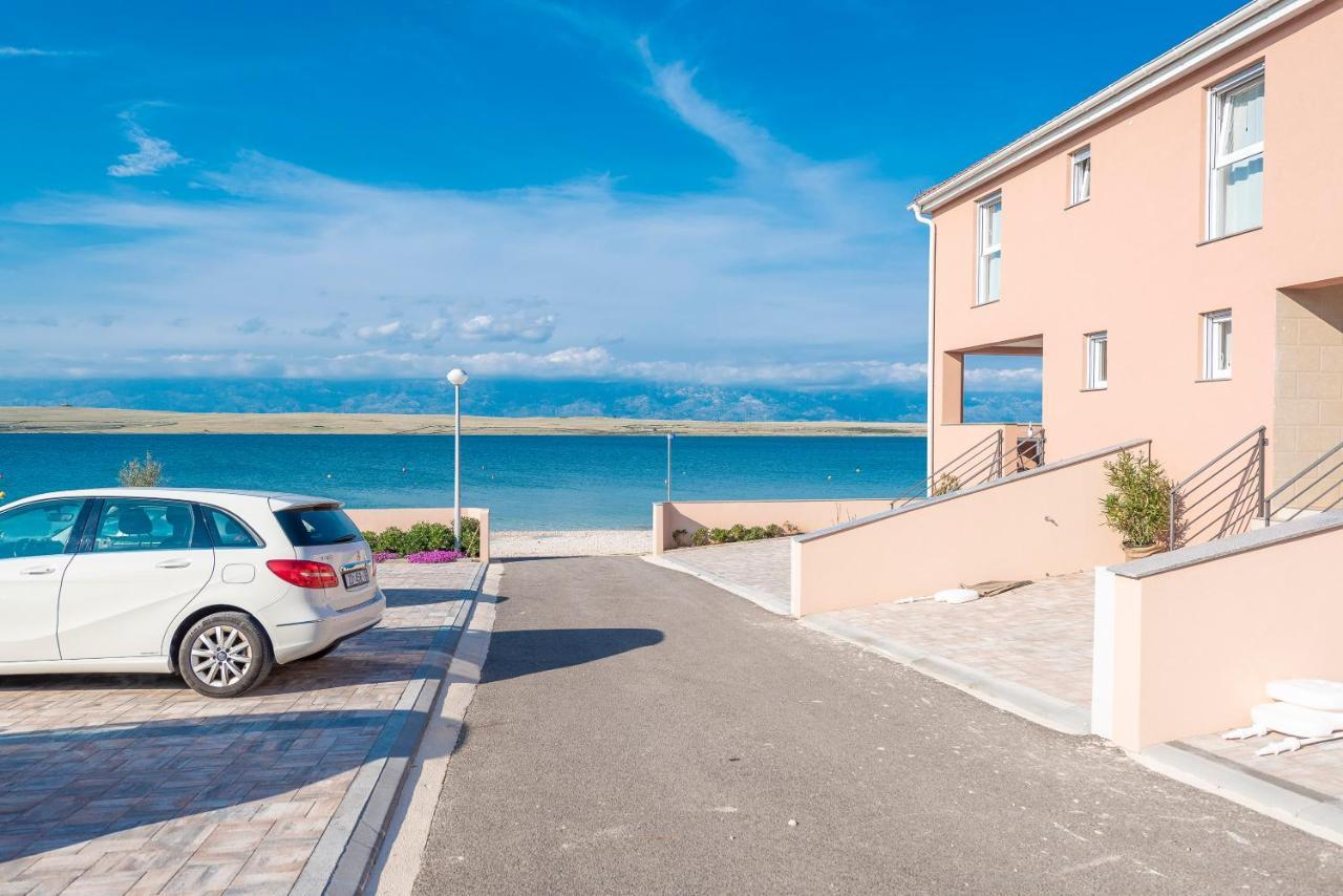 Luxury - La 5& 6 Apartment Vir